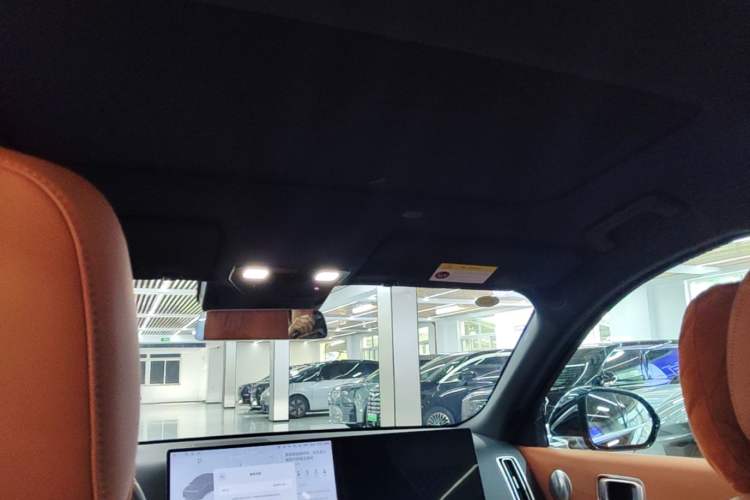 Used Li Auto L8 2025 Max Smart Refresh Edition Headliner