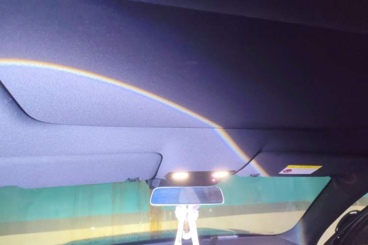 Used Li Auto L8 2025 Pro Smart Refresh Edition Headliner