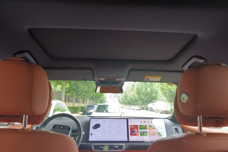 Used Li Auto L8 2025 Pro Smart Refresh Edition Headliner