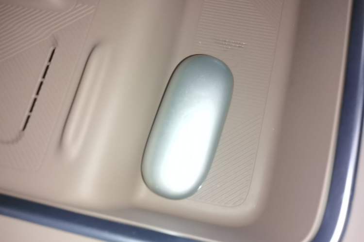 Used Li Auto L8 2025 Pro Smart Refresh Edition Interior 1