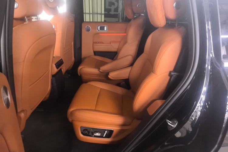 Used Li Auto L8 2025 Ultra Smart Refreshed Edition Interior 1