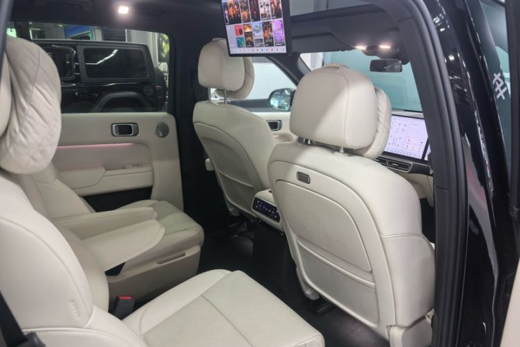Used Li Auto L8 2025 Ultra Smart Refreshed Edition Interior 5