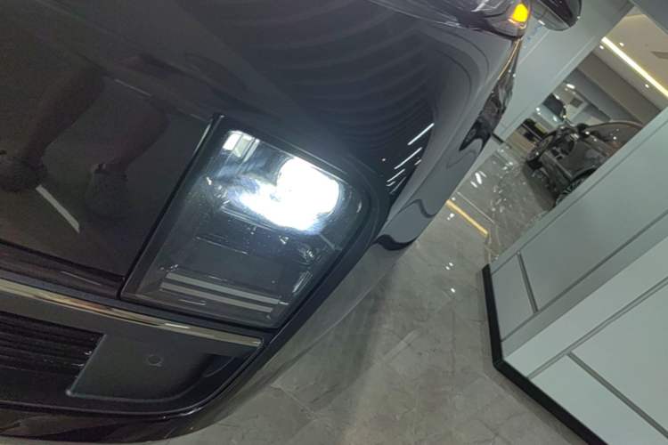 Used Li Auto L8 2025 Max Smart Refresh Edition Left Front Headlight