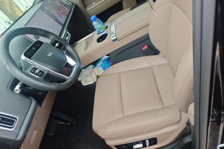 Used Li Auto L8 2025 Max Smart Refresh Edition Left Front Seat