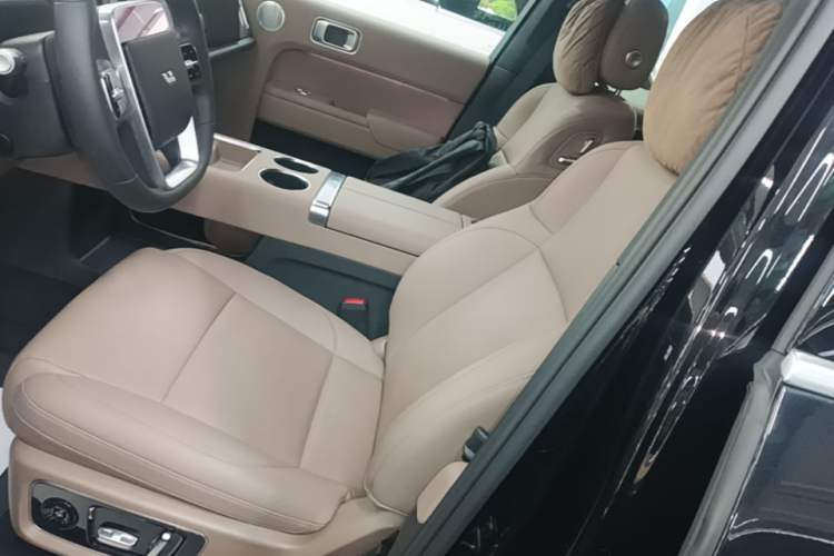 Used Li Auto L8 2025 Max Smart Refresh Edition Left Front Seat