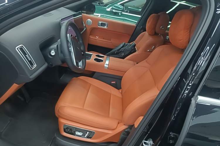 Used Li Auto L8 2025 Max Smart Refresh Edition Left Front Seat