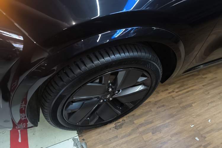 Used Li Auto L8 2025 Max Smart Refresh Edition Left Front Wheel Hub