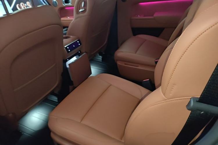 Used Li Auto L8 2025 Max Smart Refresh Edition Left Rear Seat