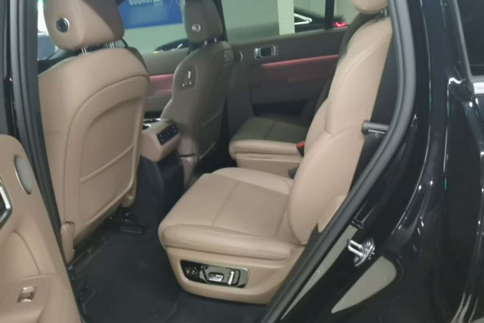 Used Li Auto L8 2025 Pro Smart Refresh Edition Left Rear Seat