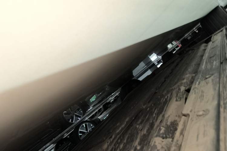 Used Li Auto L8 2025 Max Smart Refresh Edition Left Side Sill