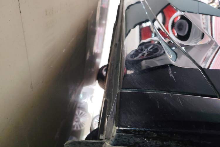Used Li Auto L8 2025 Pro Smart Refresh Edition Left Side Sill