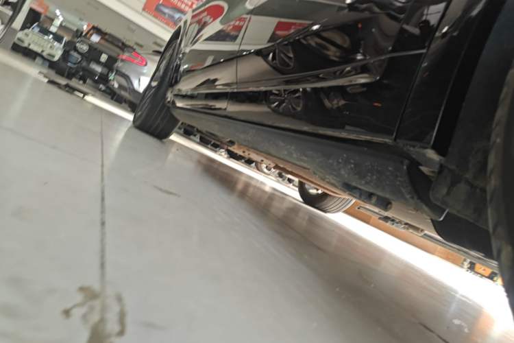 Used Li Auto L8 2025 Max Smart Refresh Edition Left Side Sill