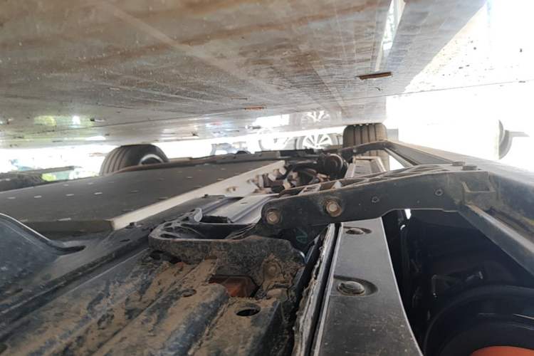 Used Li Auto L8 2025 Max Smart Refresh Edition Left Side Sill