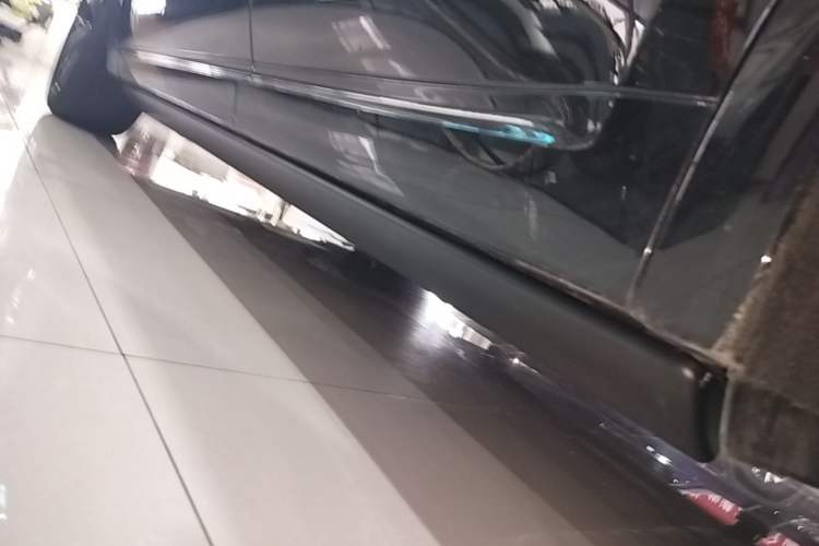 Used Li Auto L8 2025 Max Smart Refresh Edition Left Side Sill