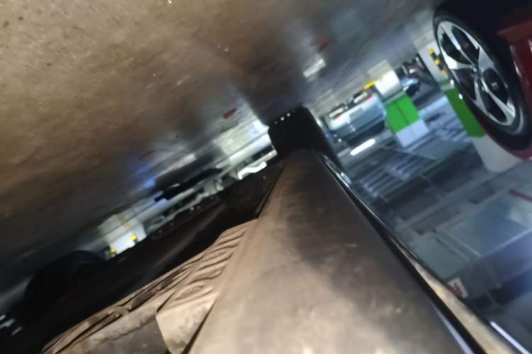 Used Li Auto L8 2025 Ultra Smart Refreshed Edition Left Side Sill