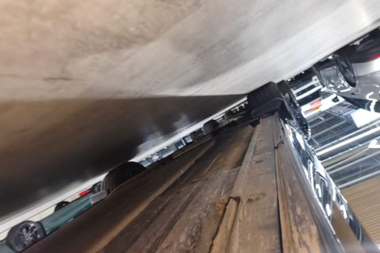 Used Li Auto L8 2025 Max Smart Refresh Edition Left Side Sill