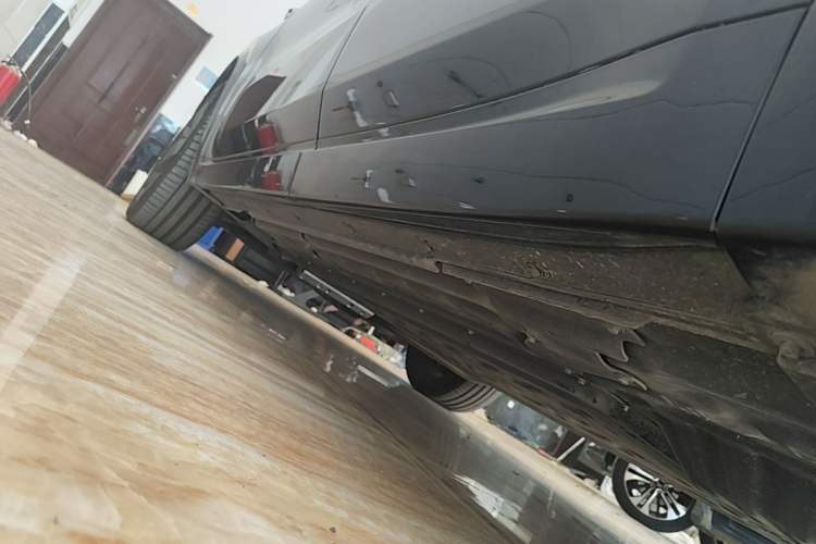 Used Li Auto L8 2025 Max Smart Refresh Edition Left Side Sill