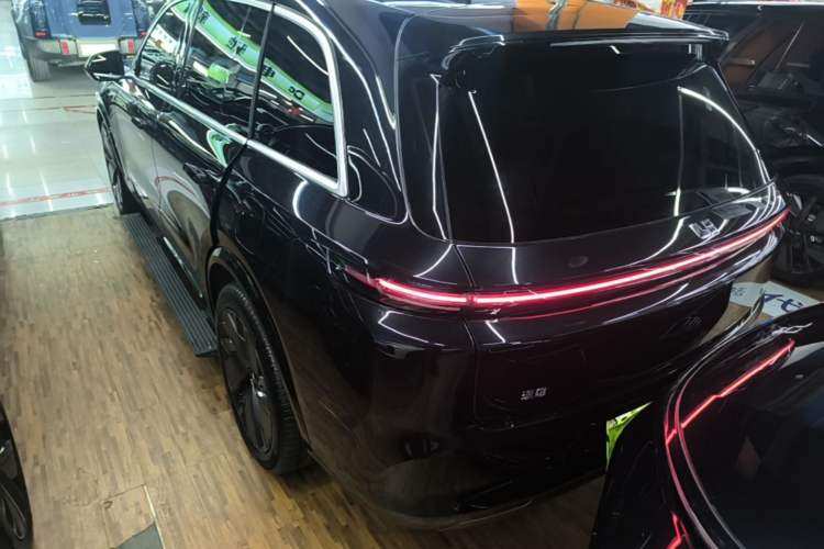 Used Li Auto L8 2025 Max Smart Refresh Edition Rear Left 45 Deg