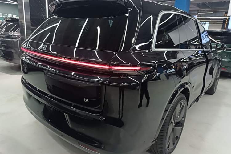 Used Li Auto L8 2025 Max Smart Refresh Edition Rear Right 45 Deg