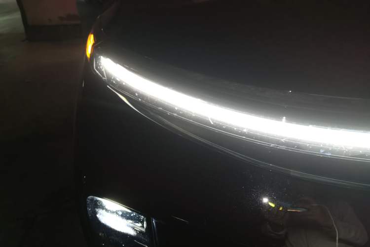 Used Li Auto L8 2025 Max Smart Refresh Edition Right Front Headlight