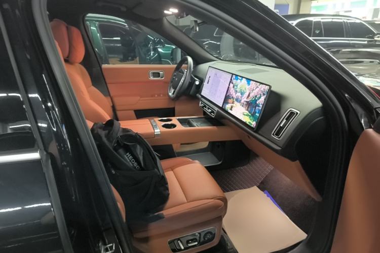 Used Li Auto L8 2025 Max Smart Refresh Edition Right Front Seat