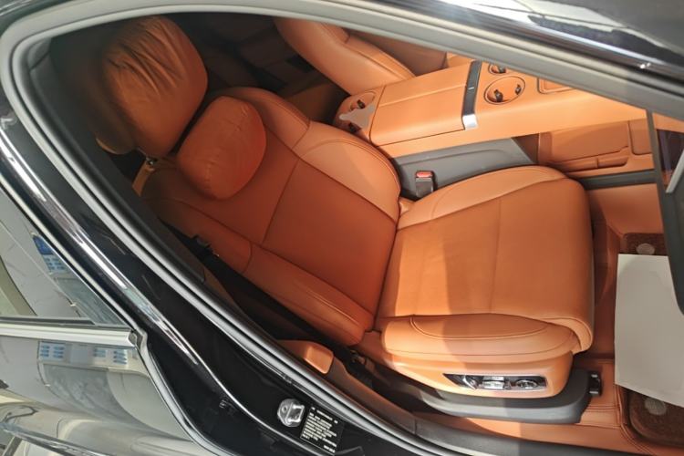 Used Li Auto L8 2025 Max Smart Refresh Edition Right Front Seat