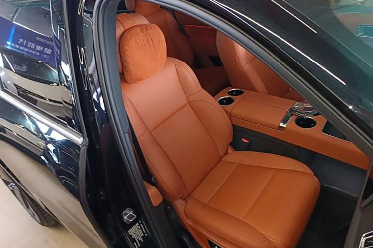 Used Li Auto L8 2025 Max Smart Refresh Edition Right Front Seat