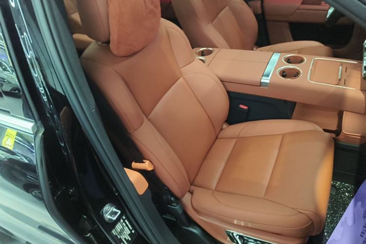 Used Li Auto L8 2025 Max Smart Refresh Edition Right Front Seat