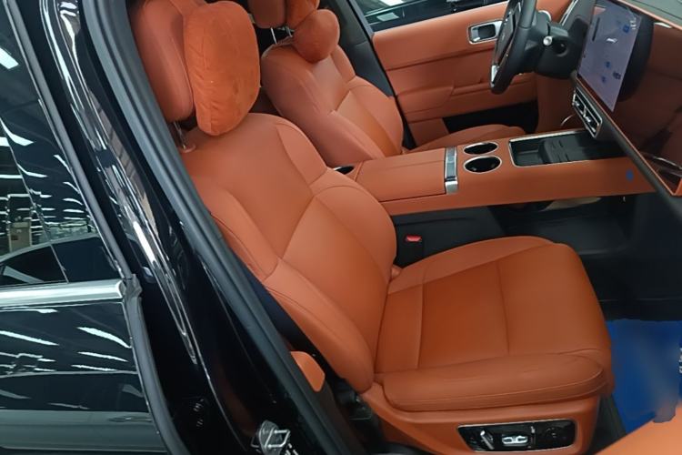 Used Li Auto L8 2025 Ultra Smart Refreshed Edition Right Front Seat