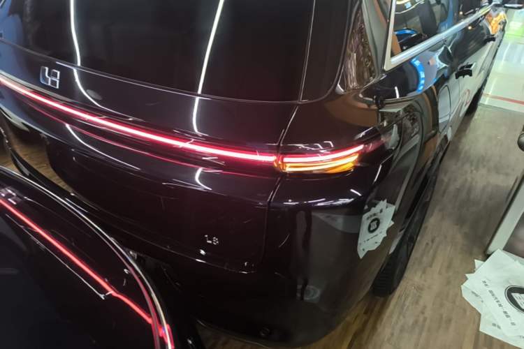 Used Li Auto L8 2025 Max Smart Refresh Edition Right Rear Taillight