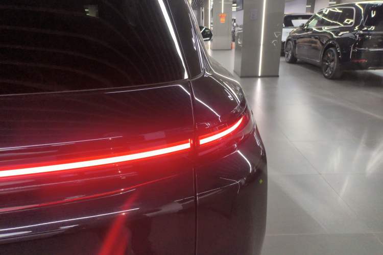 Used Li Auto L8 2025 Ultra Smart Refreshed Edition Right Rear Taillight