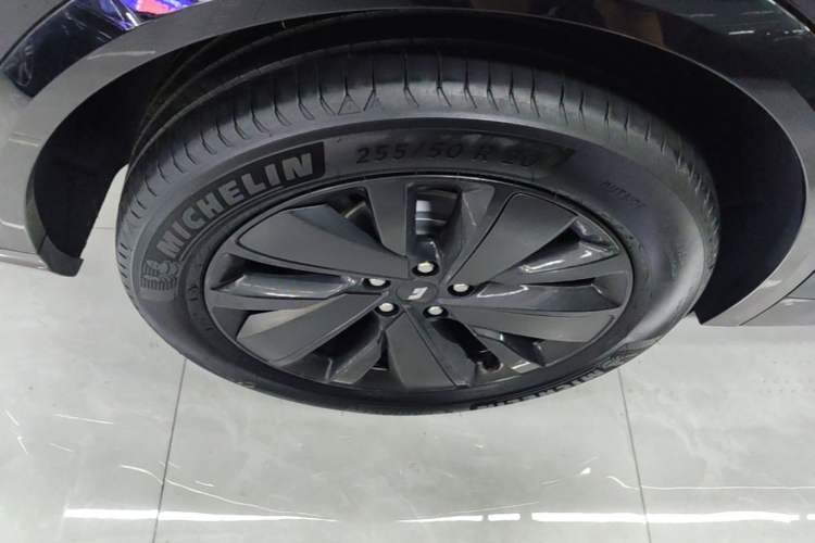 Used Li Auto L8 2025 Max Smart Refresh Edition Right Rear Wheel Hub