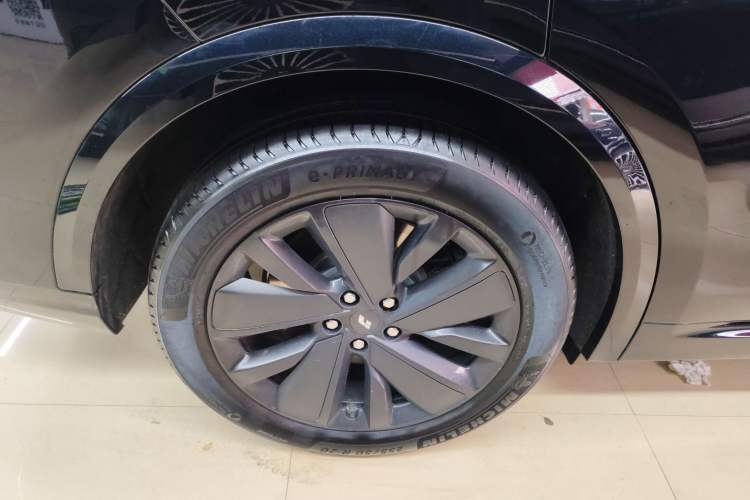 Used Li Auto L8 2025 Pro Smart Refresh Edition Right Rear Wheel Hub