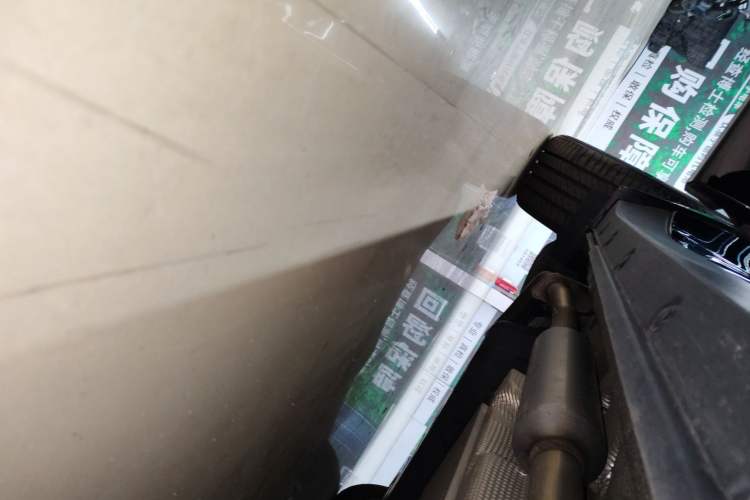 Used Li Auto L8 2025 Pro Smart Refresh Edition Right Side Sill