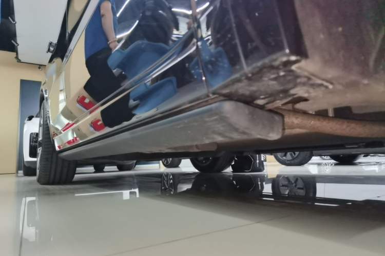 Used Li Auto L8 2025 Max Smart Refresh Edition Right Side Sill
