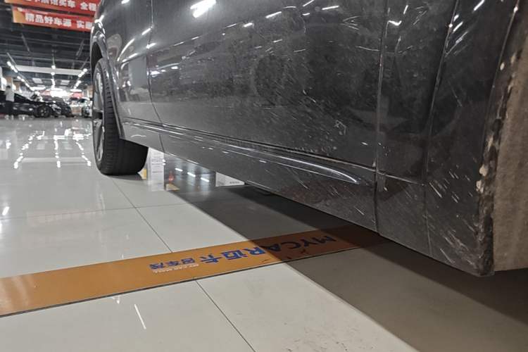 Used Li Auto L8 2025 Pro Smart Refresh Edition Right Side Sill