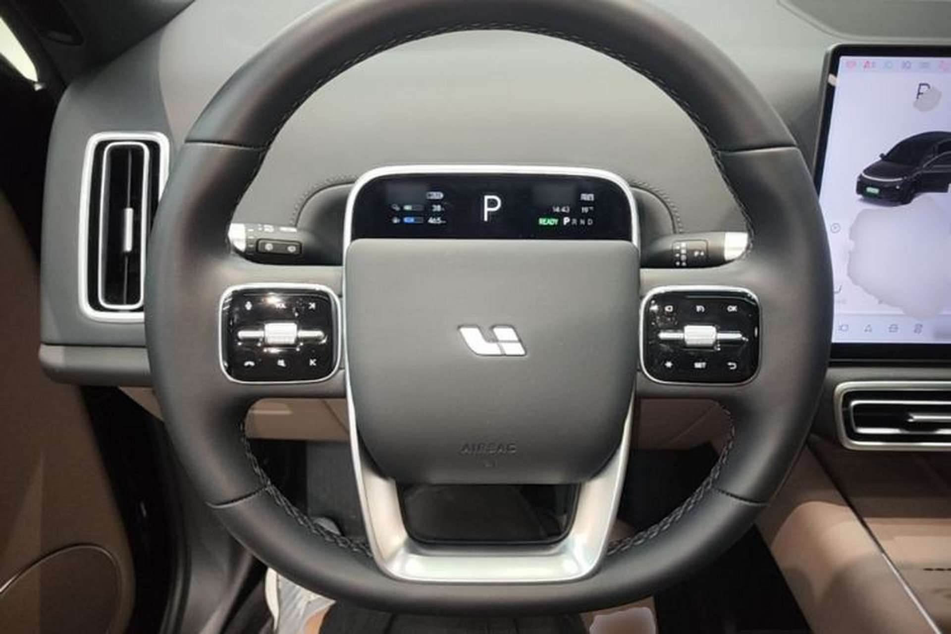Used Li Auto L8 2025 Max Smart Refresh Edition Steering Wheel