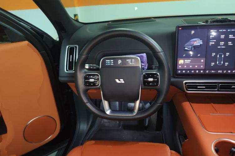 Used Li Auto L8 2025 Pro Smart Refresh Edition Steering Wheel