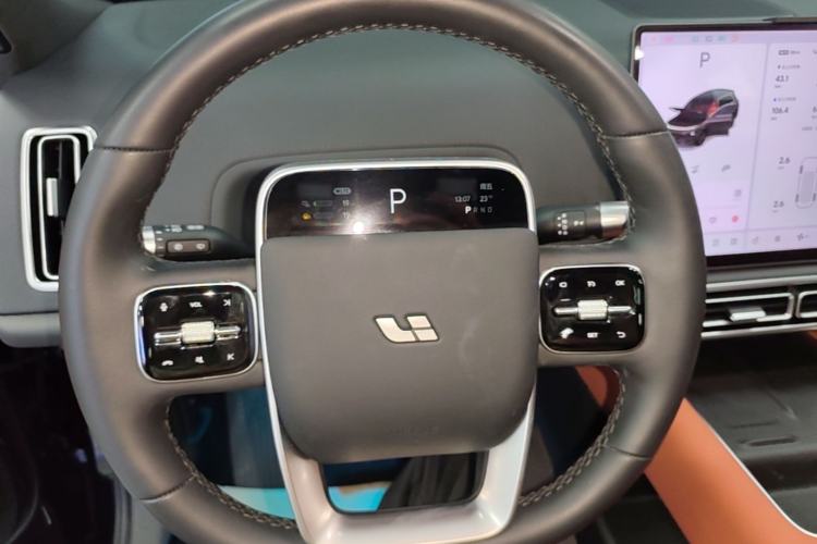 Used Li Auto L8 2025 Pro Smart Refresh Edition Steering Wheel