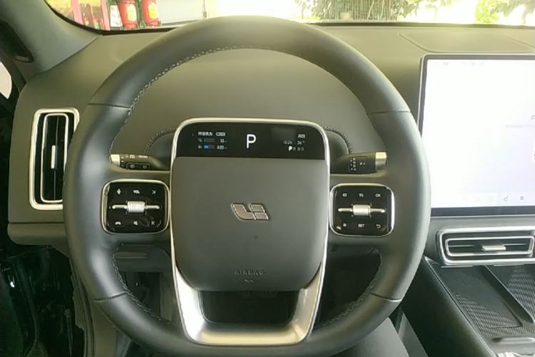 Used Li Auto L8 2025 Ultra Smart Refreshed Edition Steering Wheel