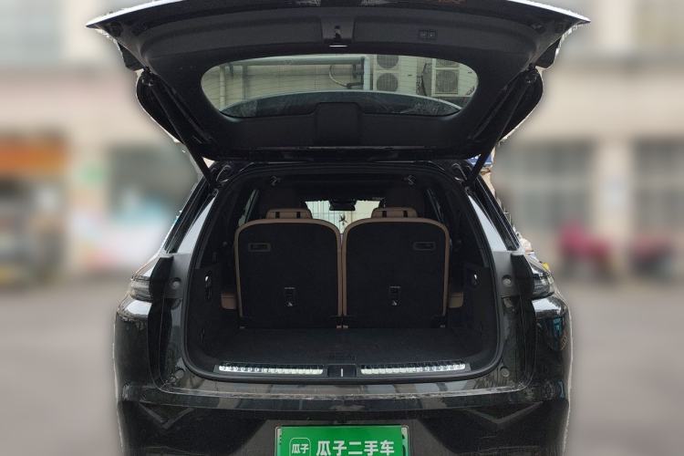 Used Li Auto L8 2025 Max Smart Refresh Edition Trunk