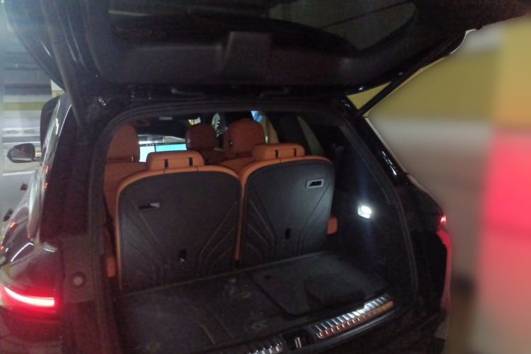 Used Li Auto L8 2025 Pro Smart Refresh Edition Trunk