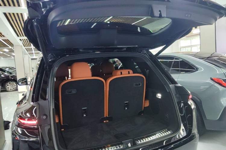 Used Li Auto L8 2025 Max Smart Refresh Edition Trunk