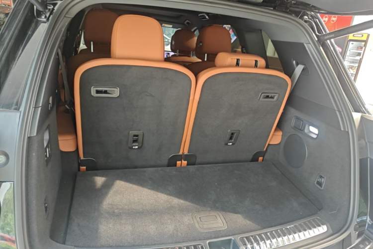 Used Li Auto L8 2025 Max Smart Refresh Edition Trunk