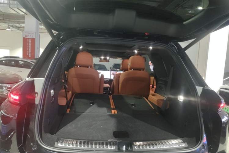 Used Li Auto L8 2025 Max Smart Refresh Edition Trunk