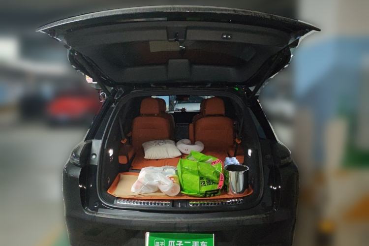 Used Li Auto L8 2025 Max Smart Refresh Edition Trunk