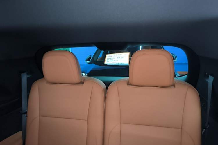 Used Li Auto L8 2025 Max Smart Refresh Edition Trunk