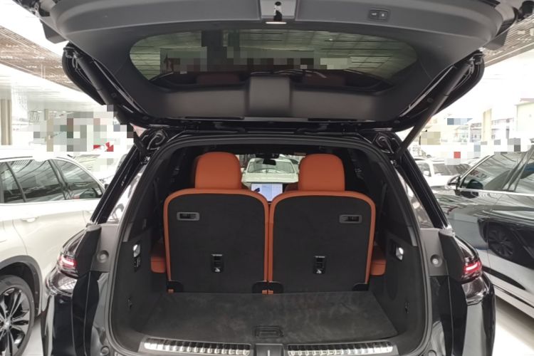 Used Li Auto L8 2025 Pro Smart Refresh Edition Trunk