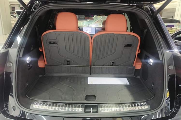 Used Li Auto L8 2025 Max Smart Refresh Edition Trunk