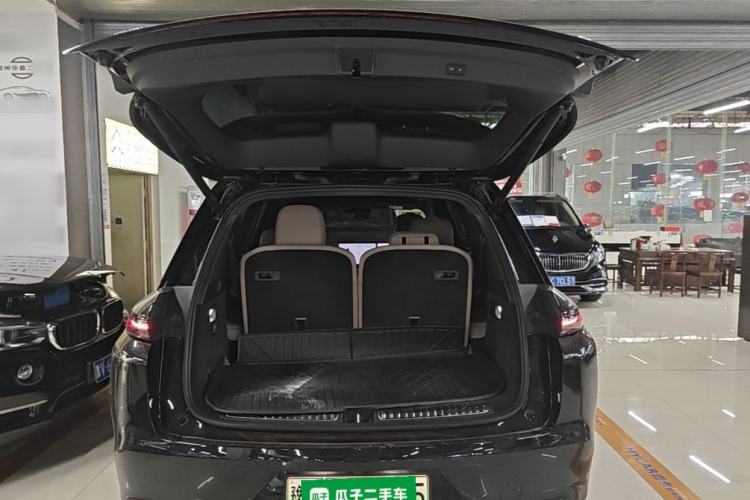 Used Li Auto L8 2025 Pro Smart Refresh Edition Trunk